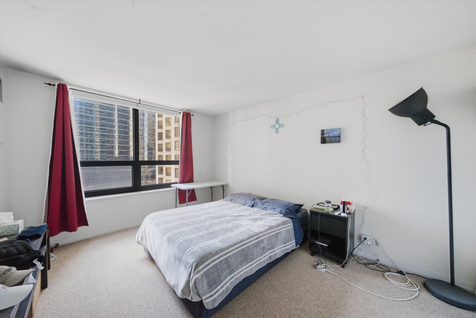 401 E ONTARIO Street Unit: 1304