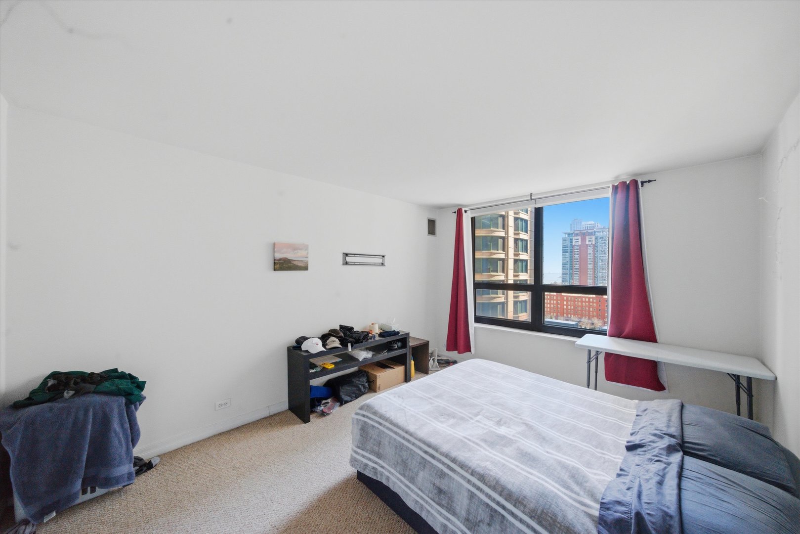 401 E ONTARIO Street Unit: 1304