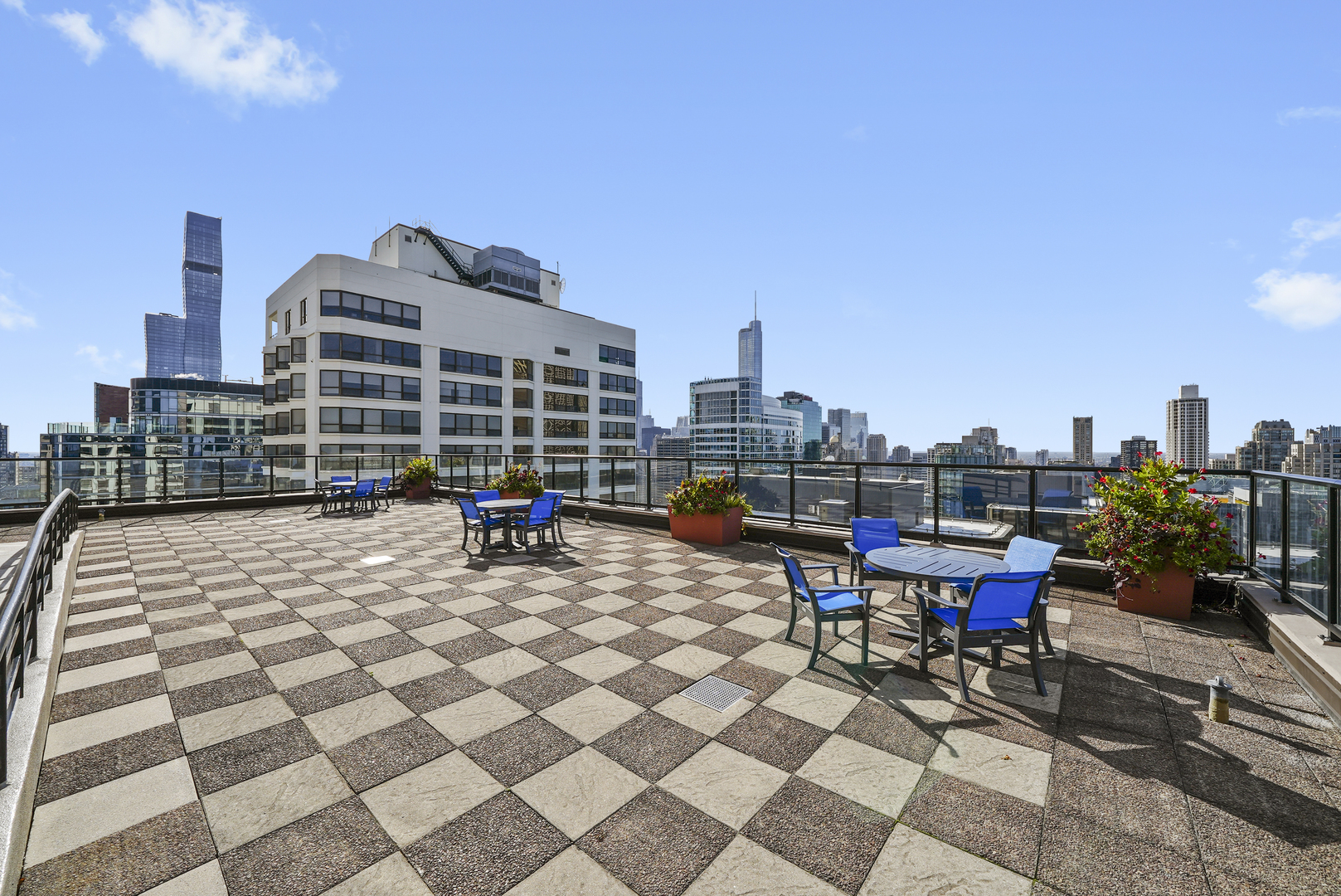 401 E Ontario Street Unit: 1605