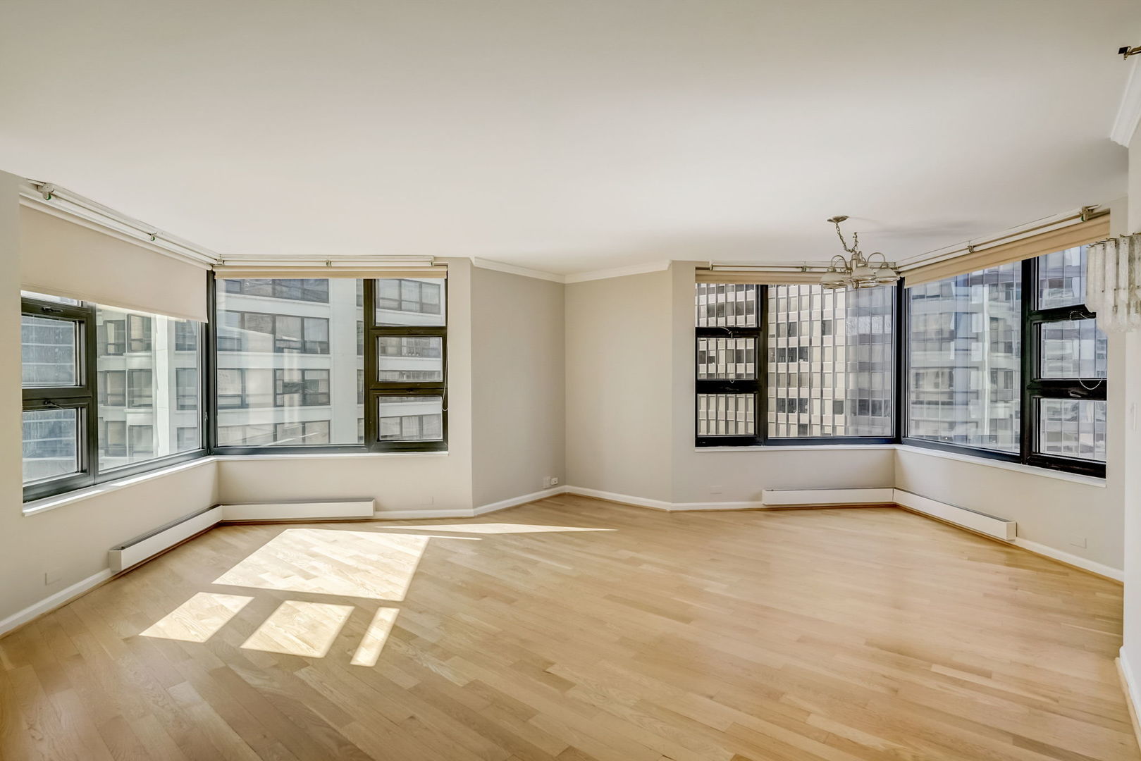 401 E Ontario Street Unit: 3002