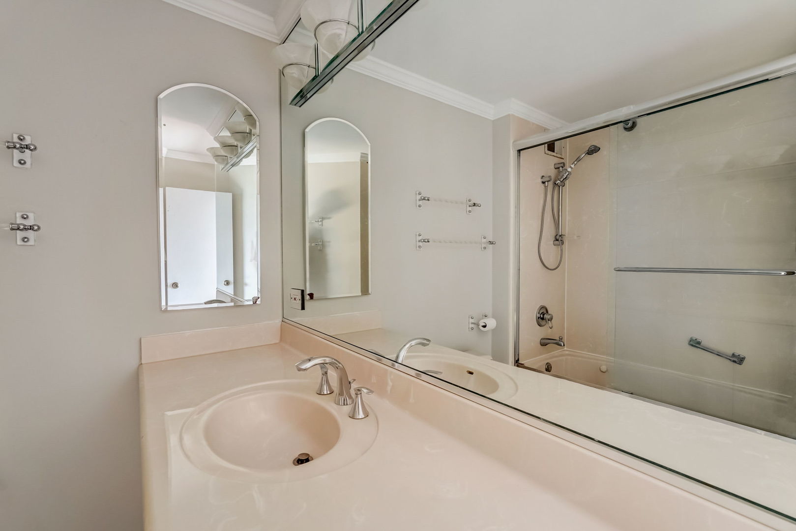 401 E Ontario Street Unit: 3002