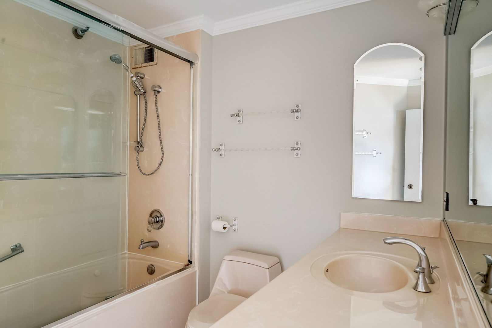 401 E Ontario Street Unit: 3002