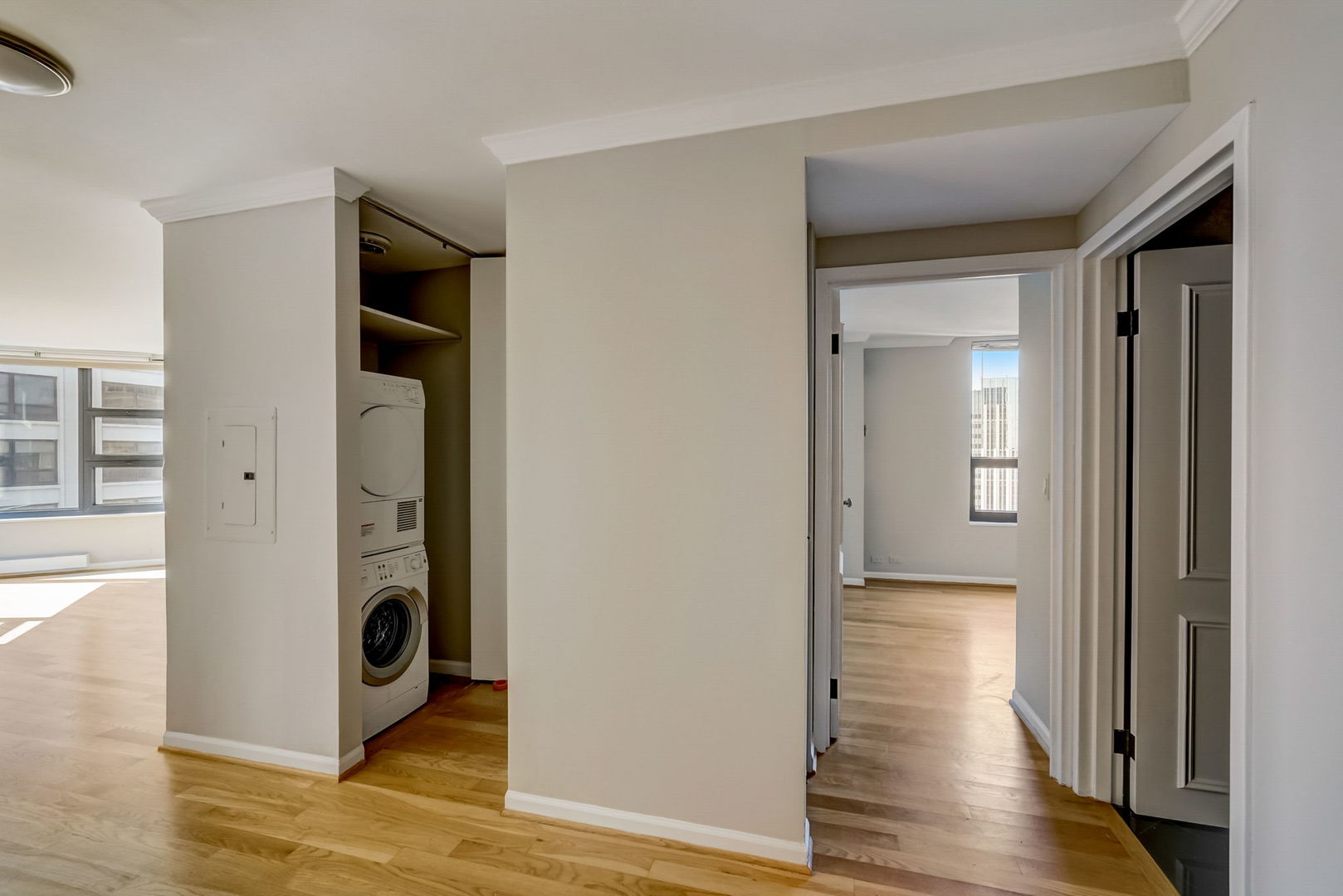 401 E Ontario Street Unit: 3002