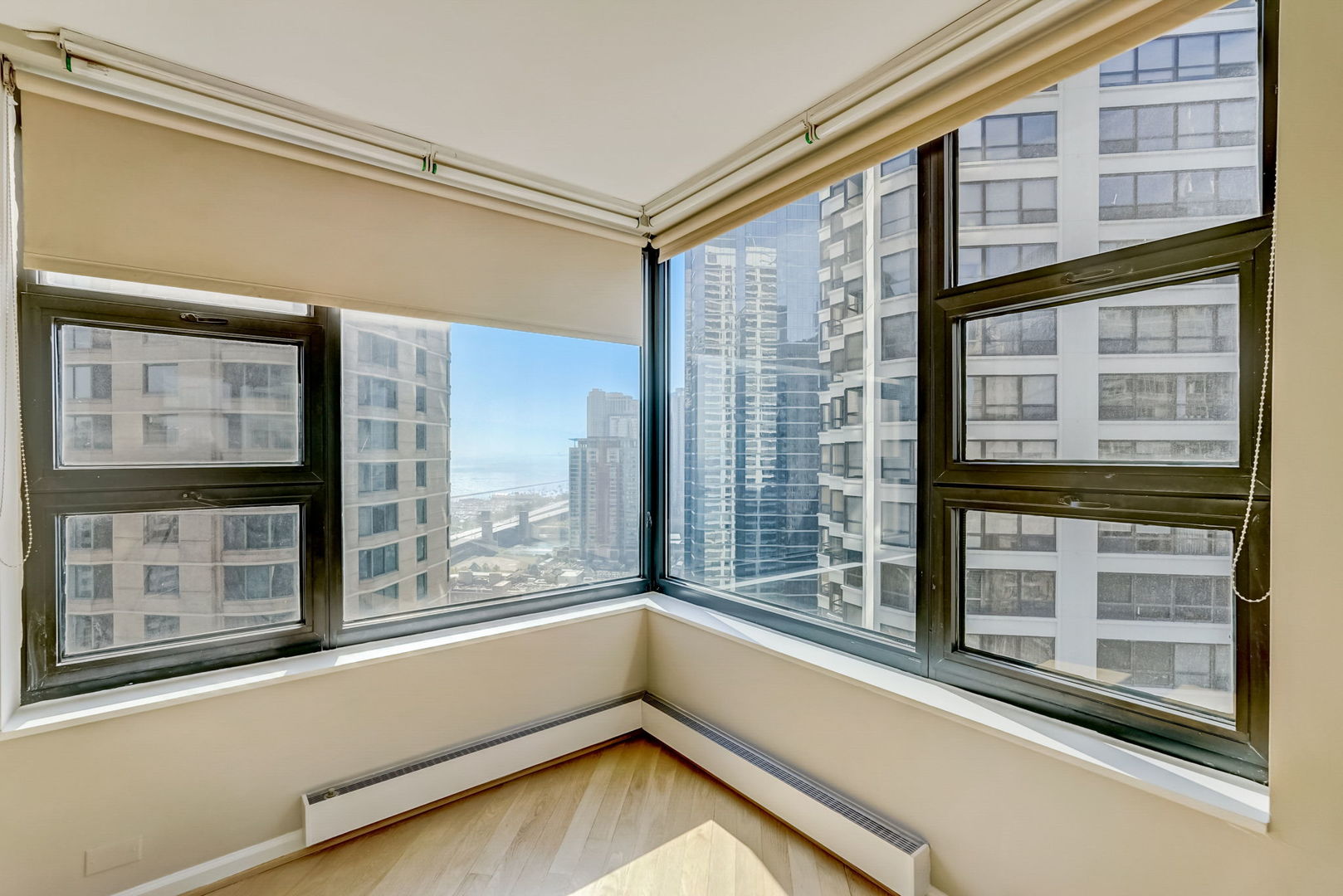 401 E Ontario Street Unit: 3002