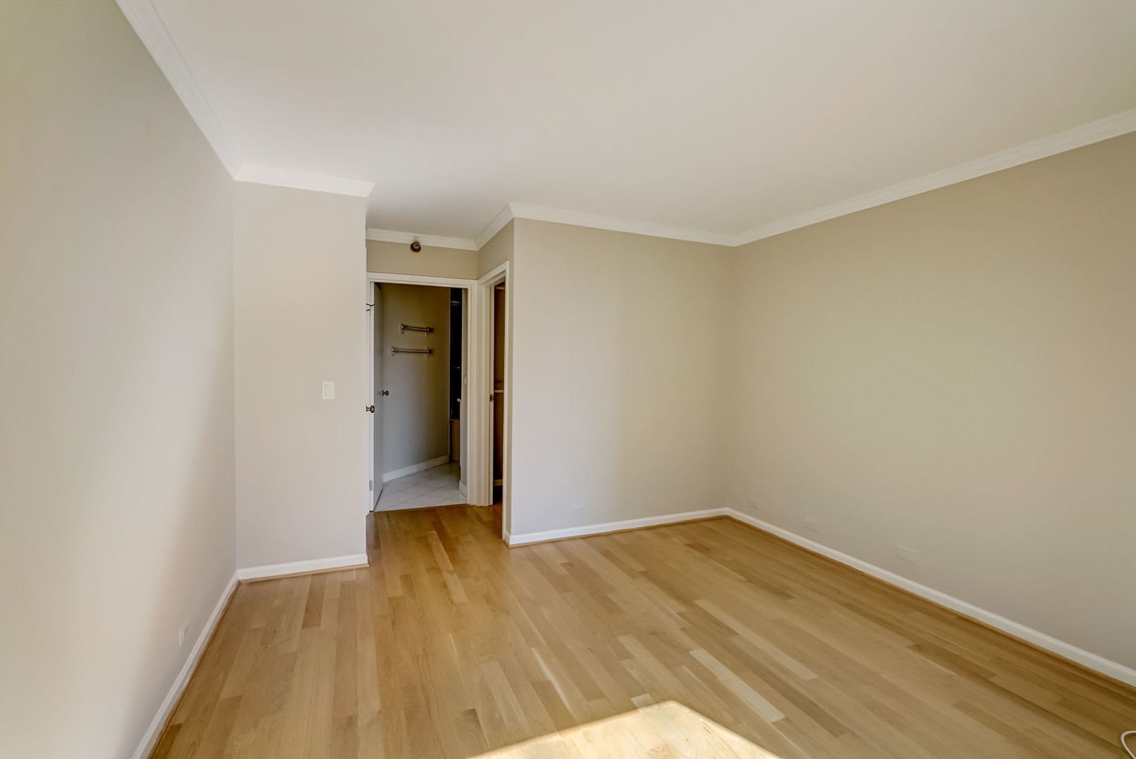 401 E Ontario Street Unit: 3002