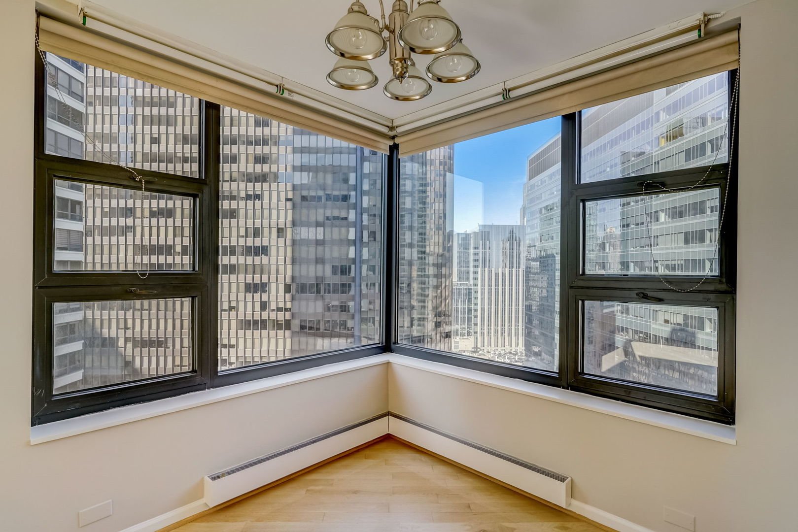 401 E Ontario Street Unit: 3002