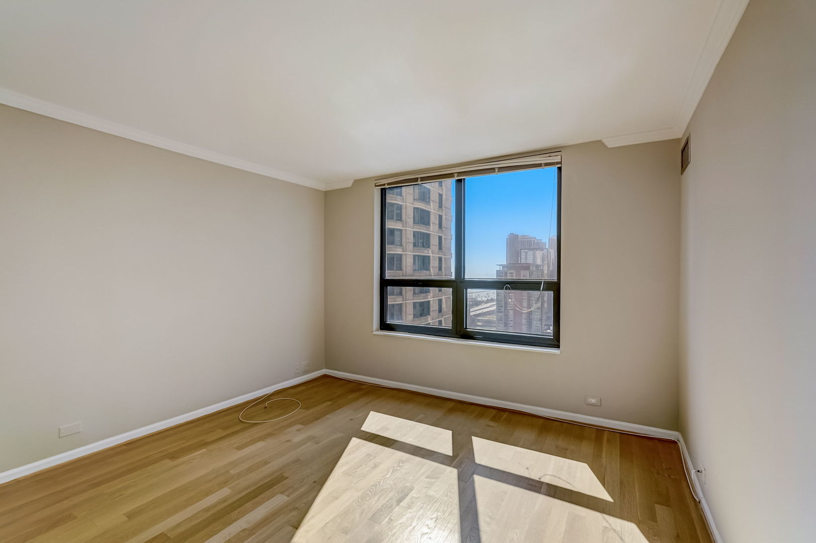 401 E Ontario Street Unit: 3002