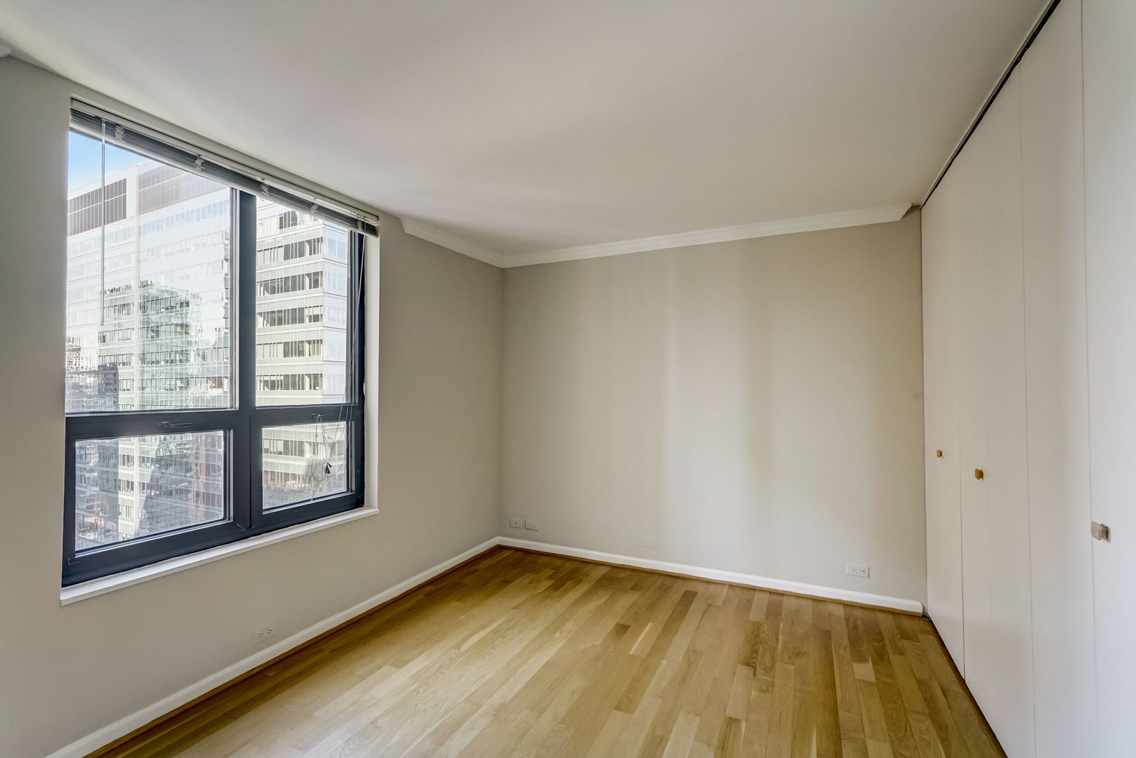 401 E Ontario Street Unit: 3002