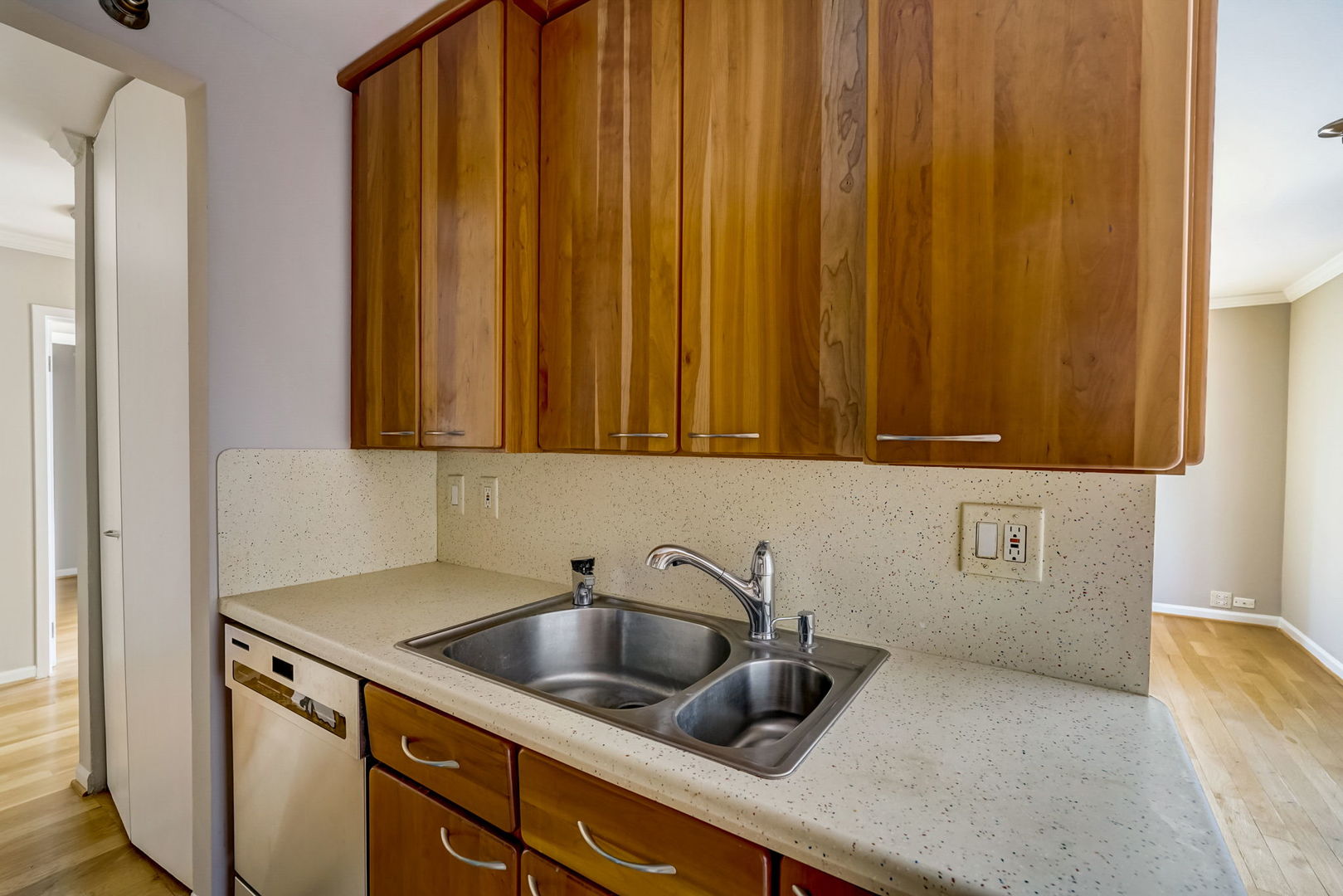 401 E Ontario Street Unit: 3002