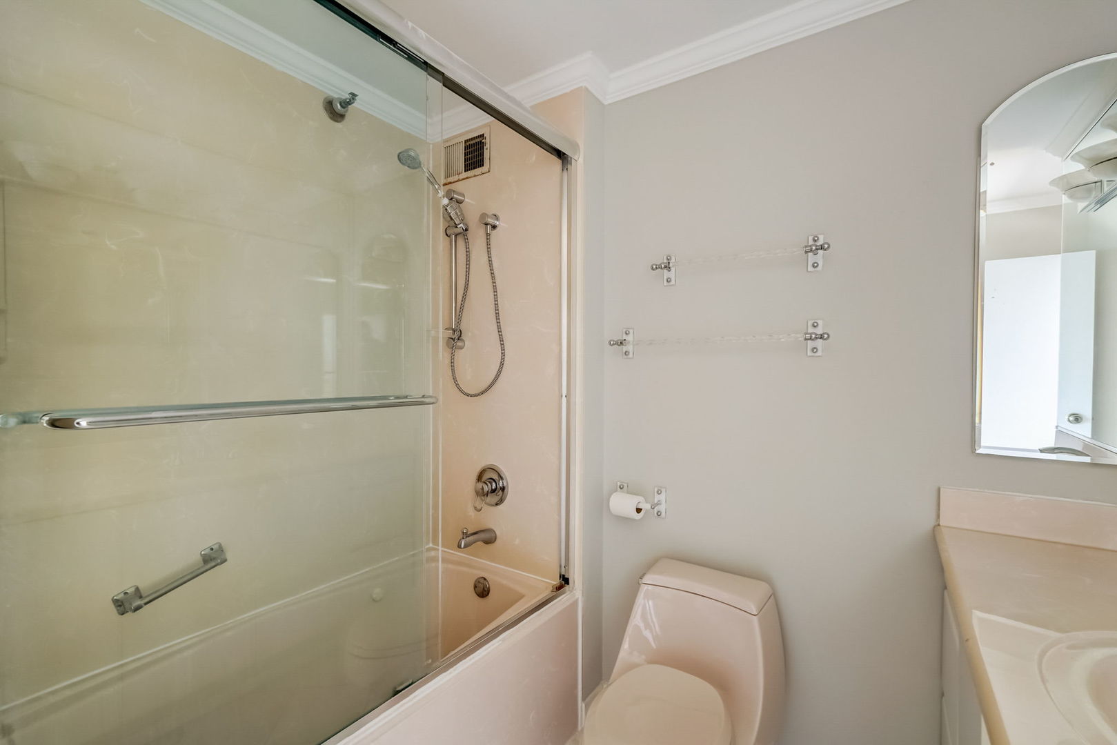 401 E Ontario Street Unit: 3002