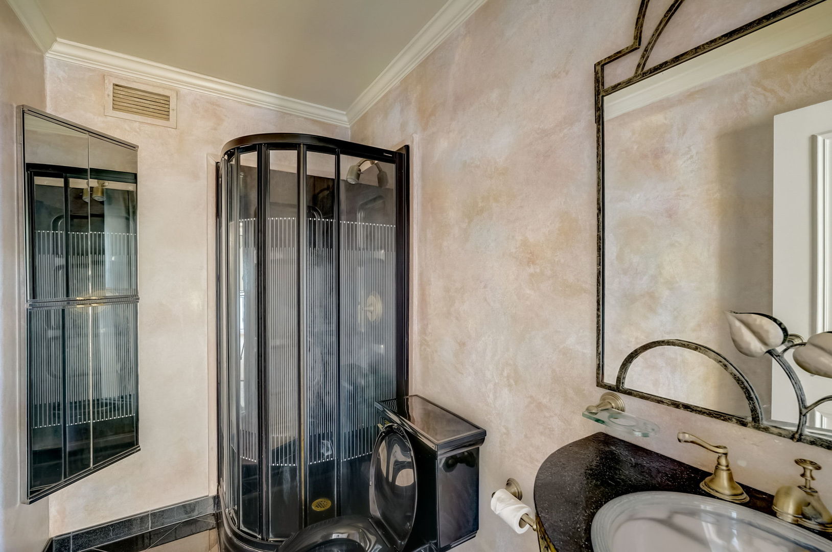 401 E Ontario Street Unit: 3002