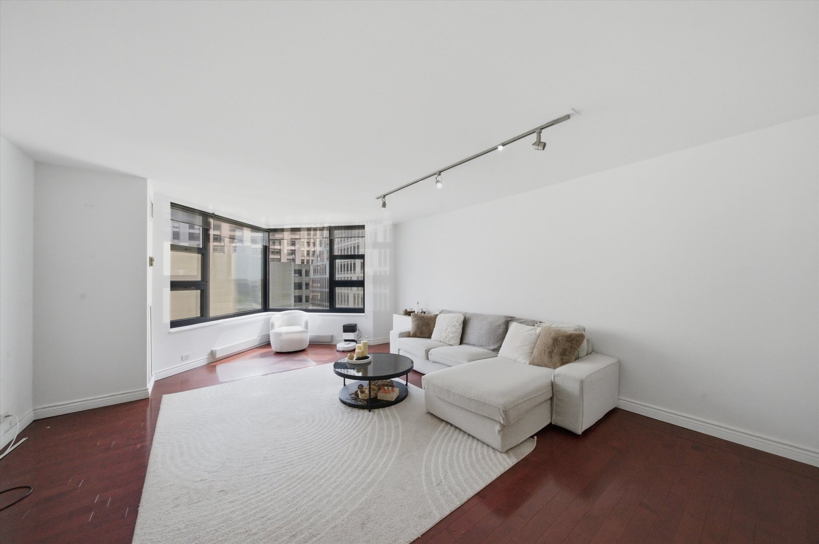 401 E Ontario Street Unit: 803