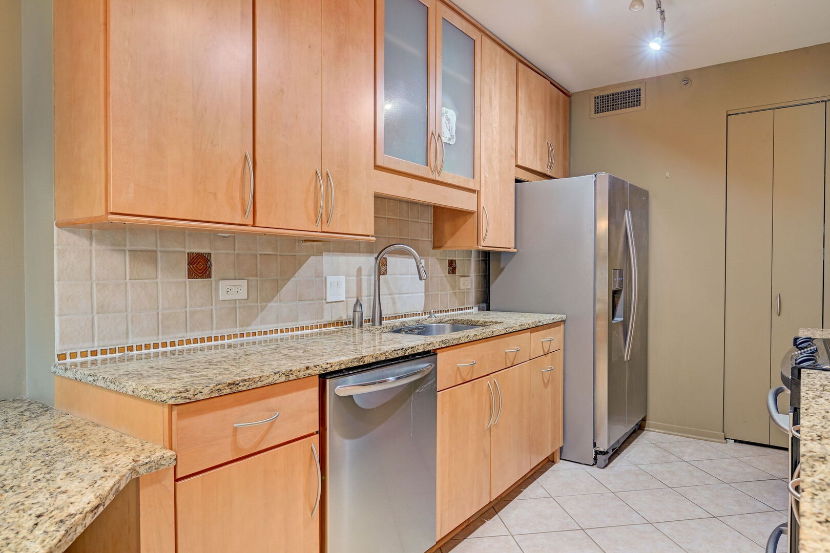 400 E Ohio Street Unit: 801