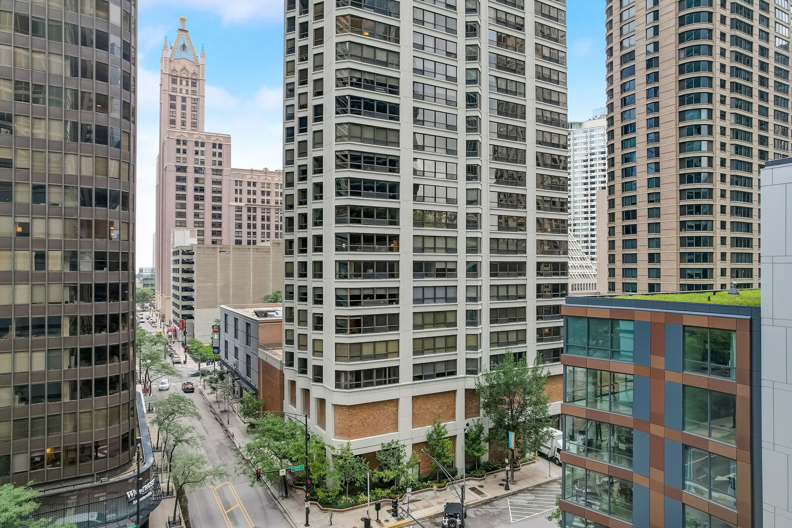 400 E Ohio Street Unit: 801