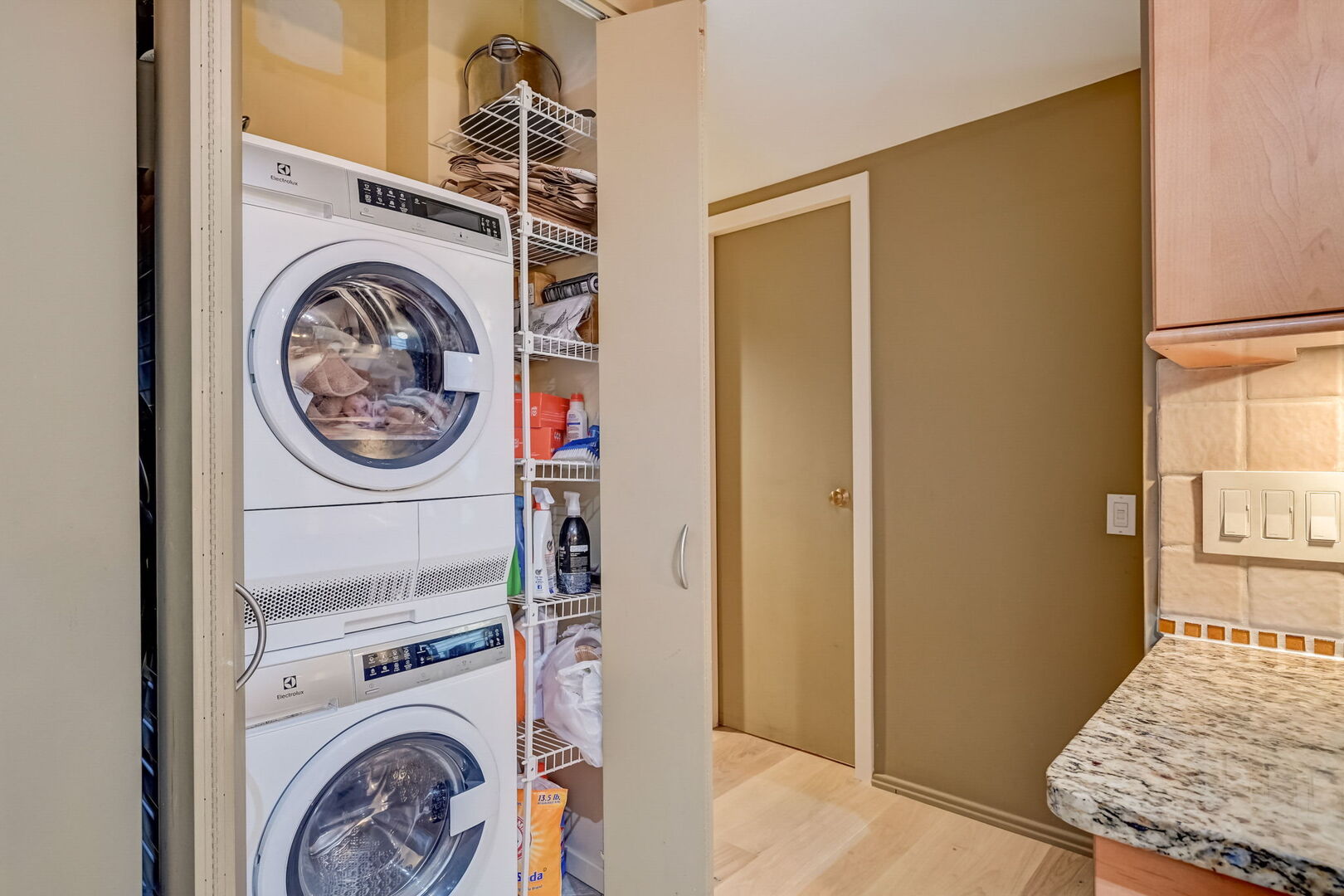 400 E Ohio Street Unit: 801