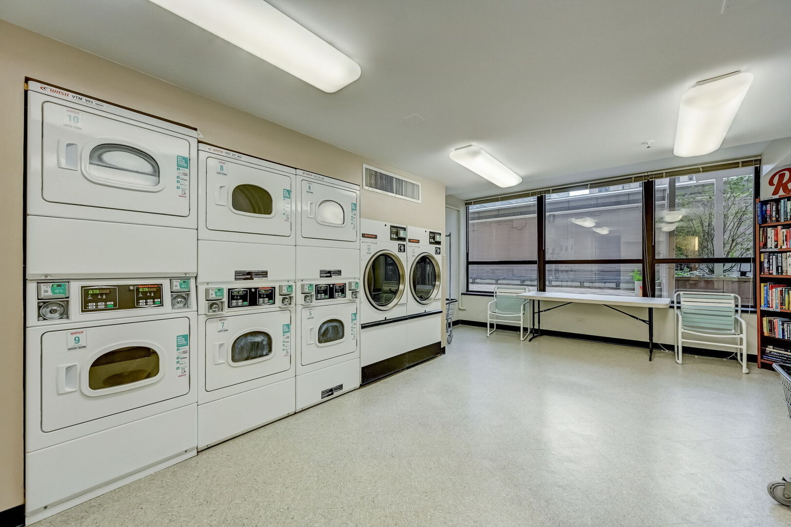 400 E Ohio Street Unit: 801