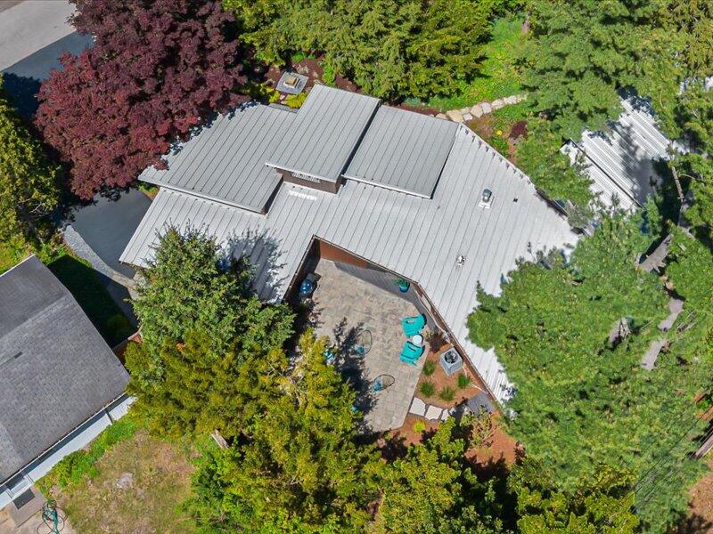251 Lake Avenue