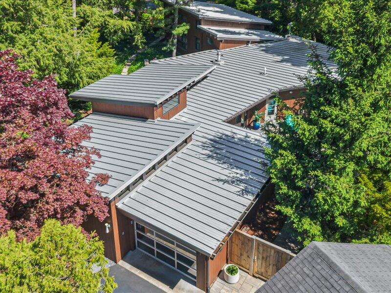 251 Lake Avenue