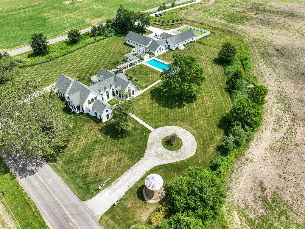 15337 Pardee Road