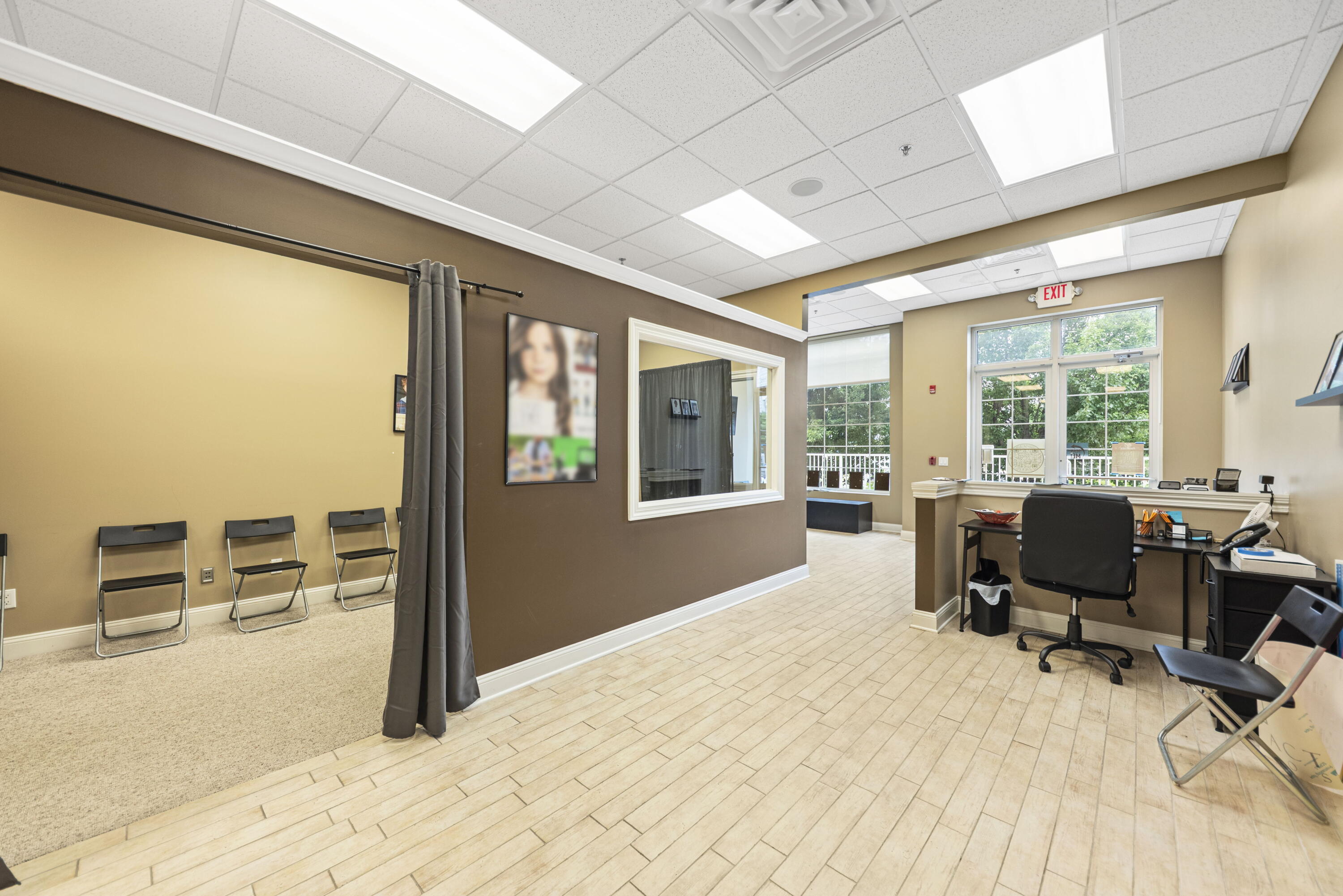 225 N Whittaker Street, 4