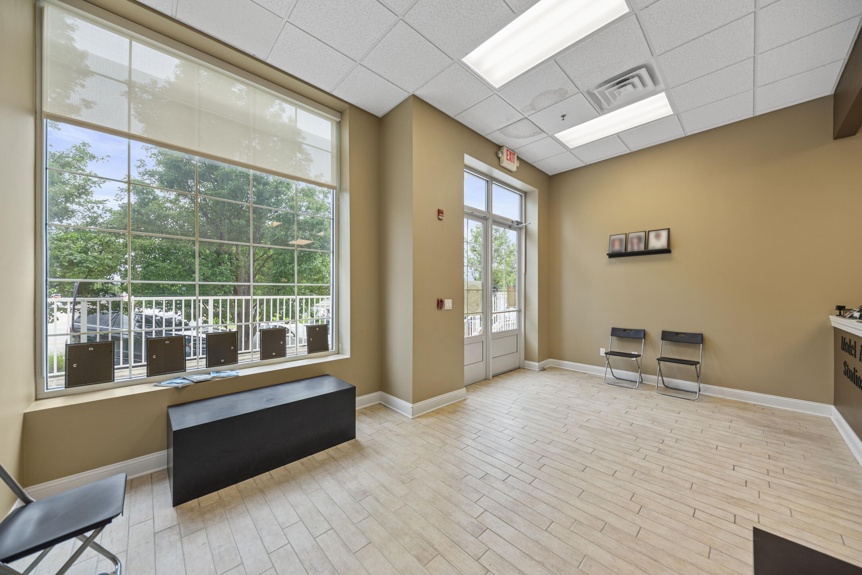 225 N Whittaker Street, 4