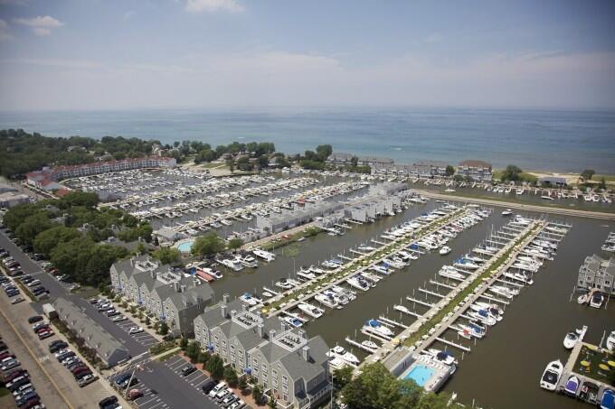 18 Harbor Isle Drive