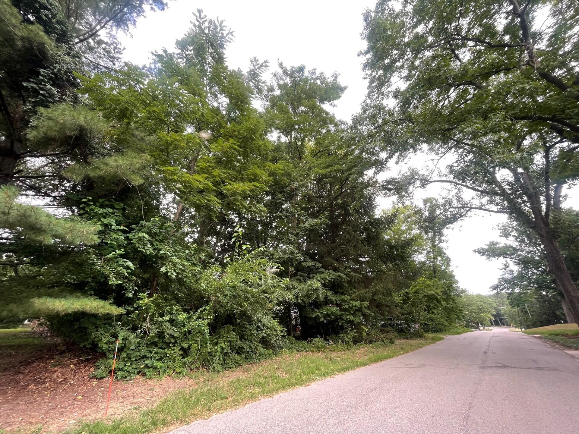 114 S Bronson Street