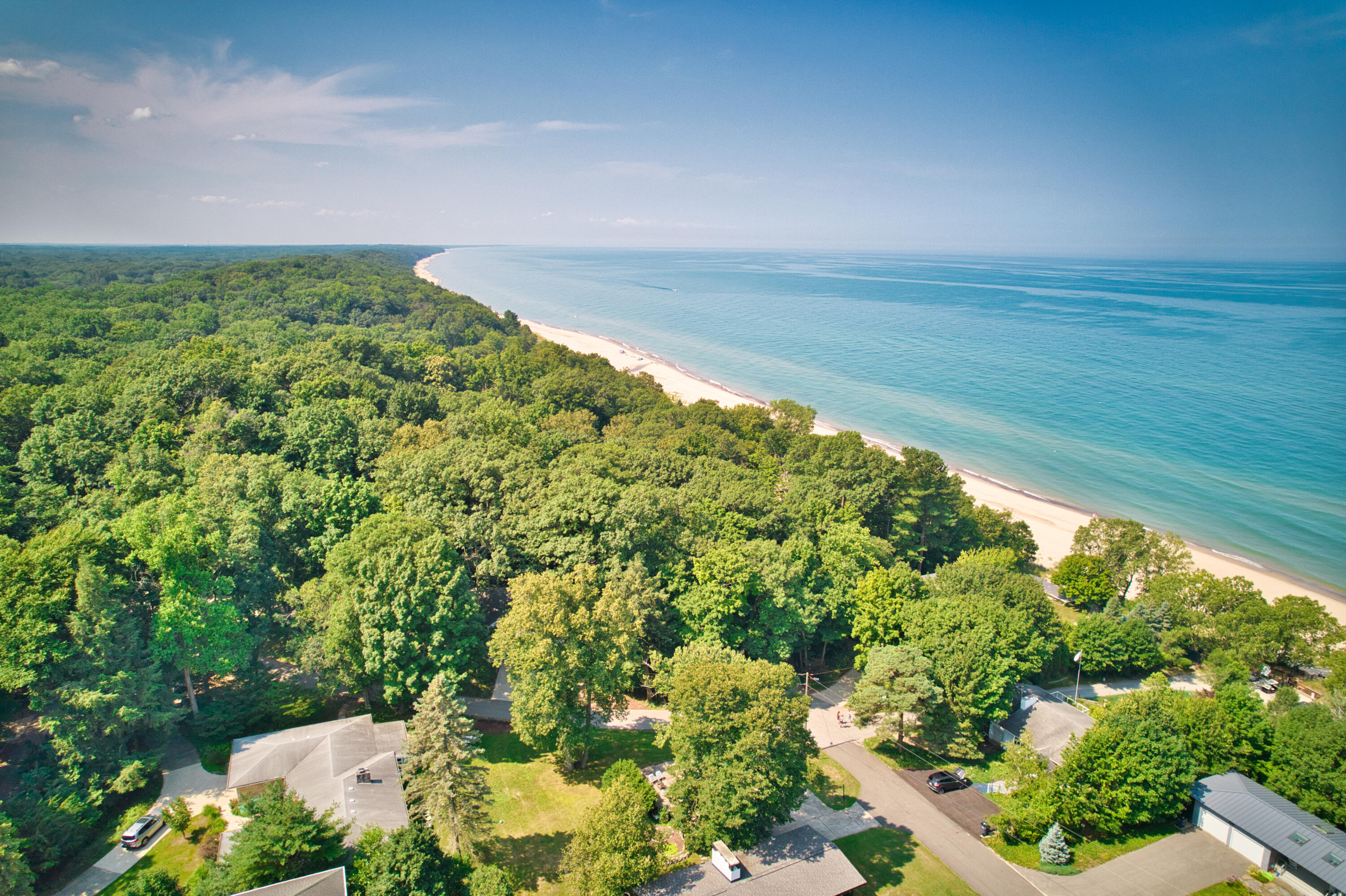 641 Longwood Drive N