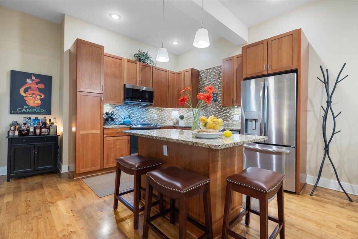 16032 Goodwin Avenue, 5