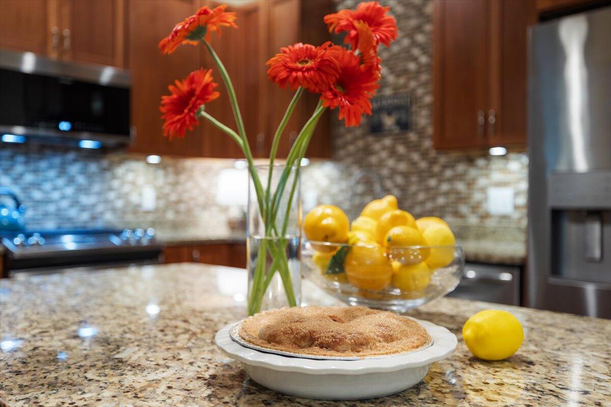 16032 Goodwin Avenue, 5