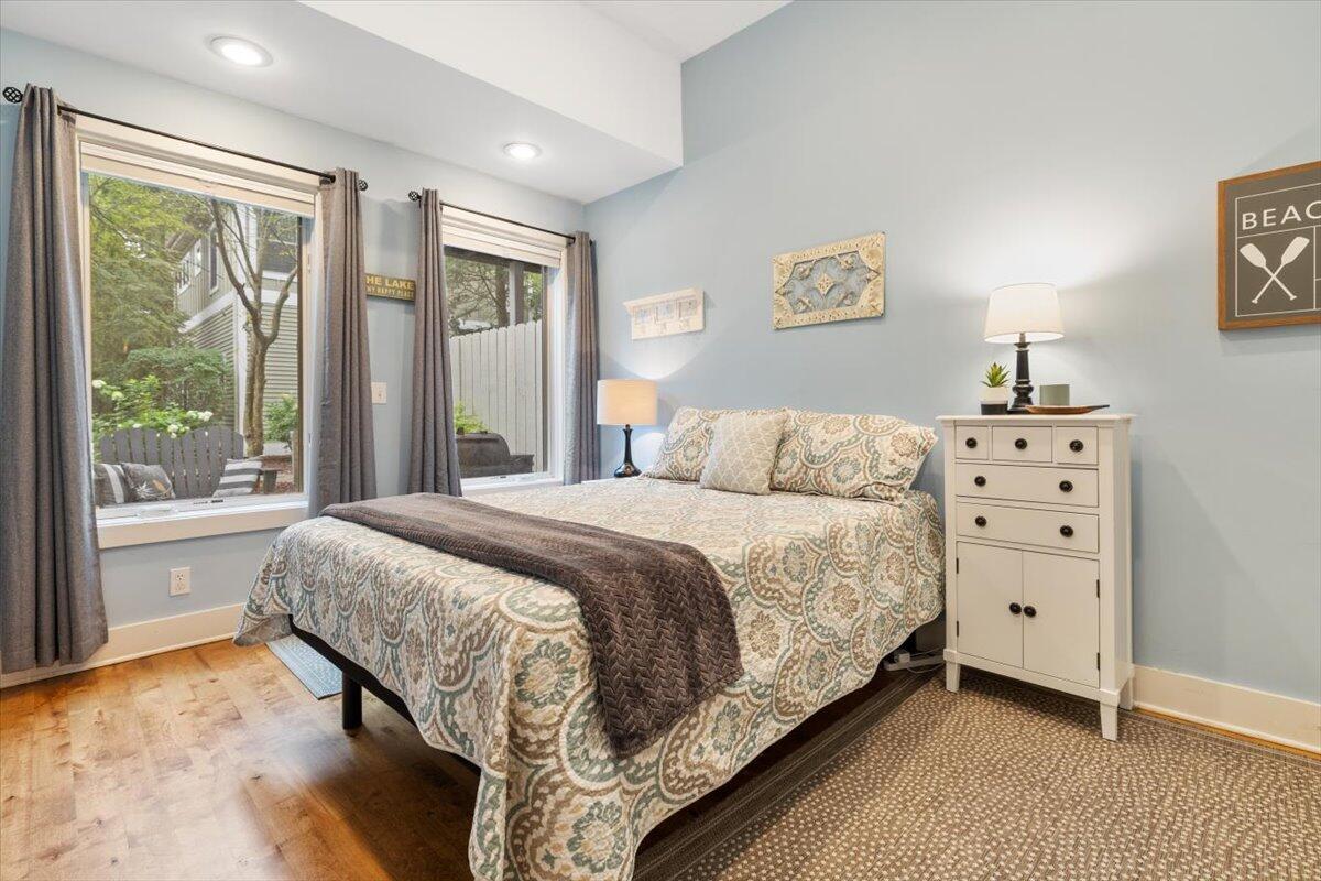 16032 Goodwin Avenue, 5