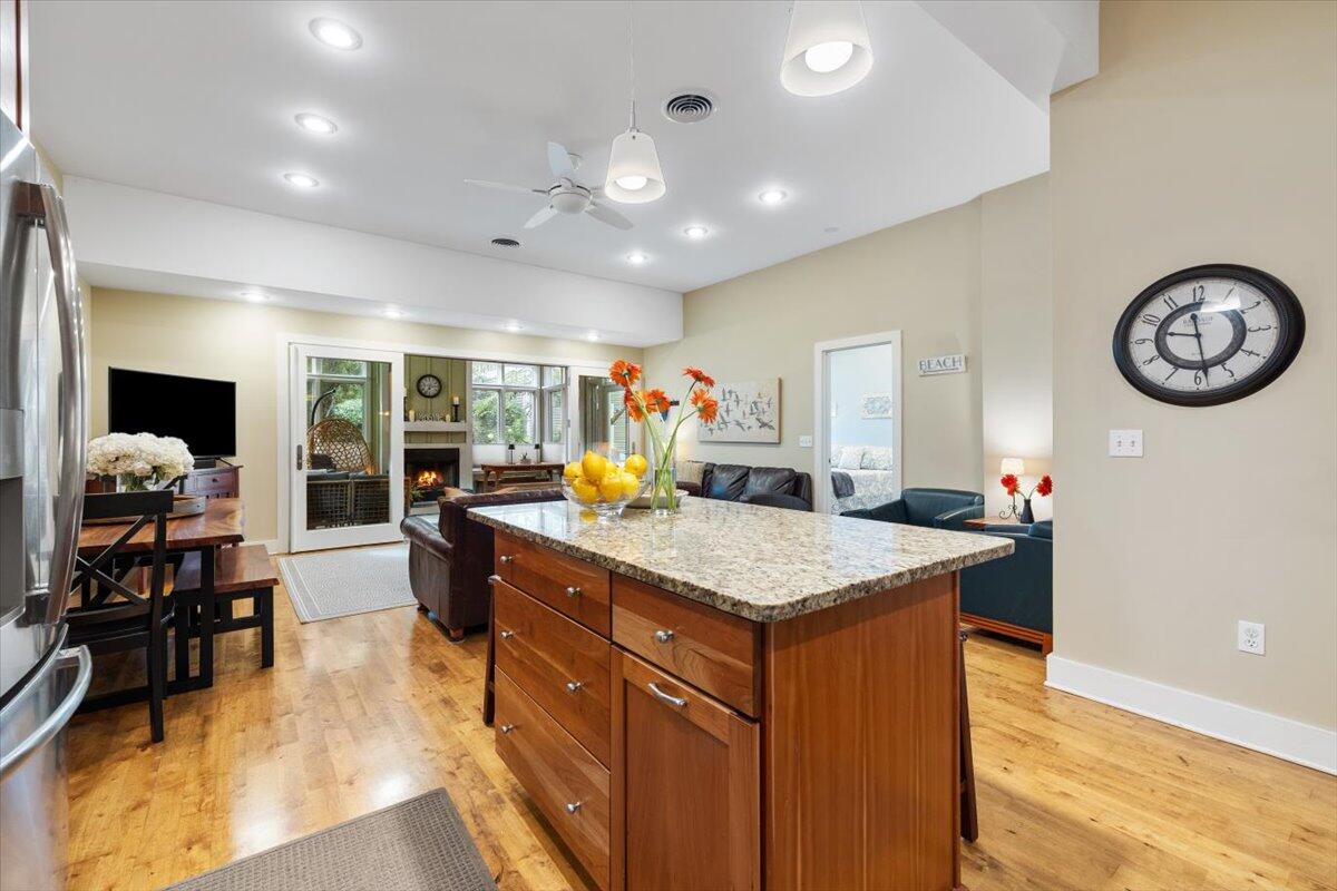 16032 Goodwin Avenue, 5