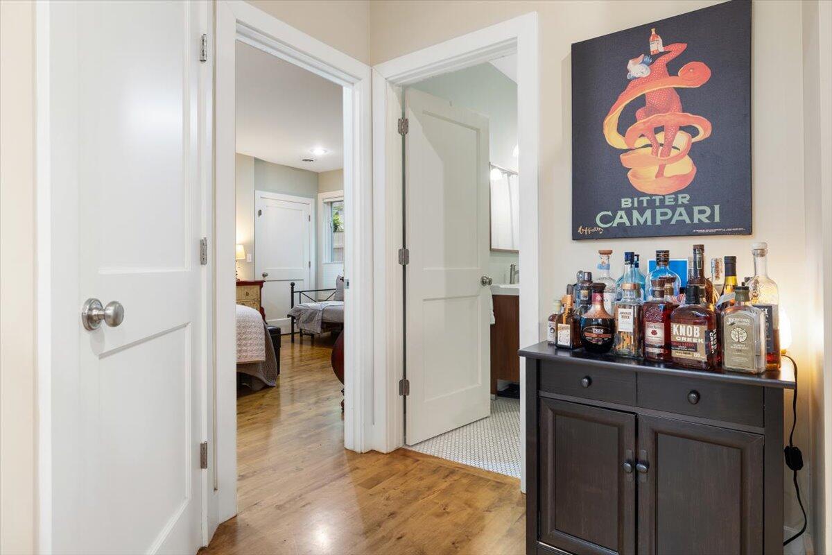 16032 Goodwin Avenue, 5