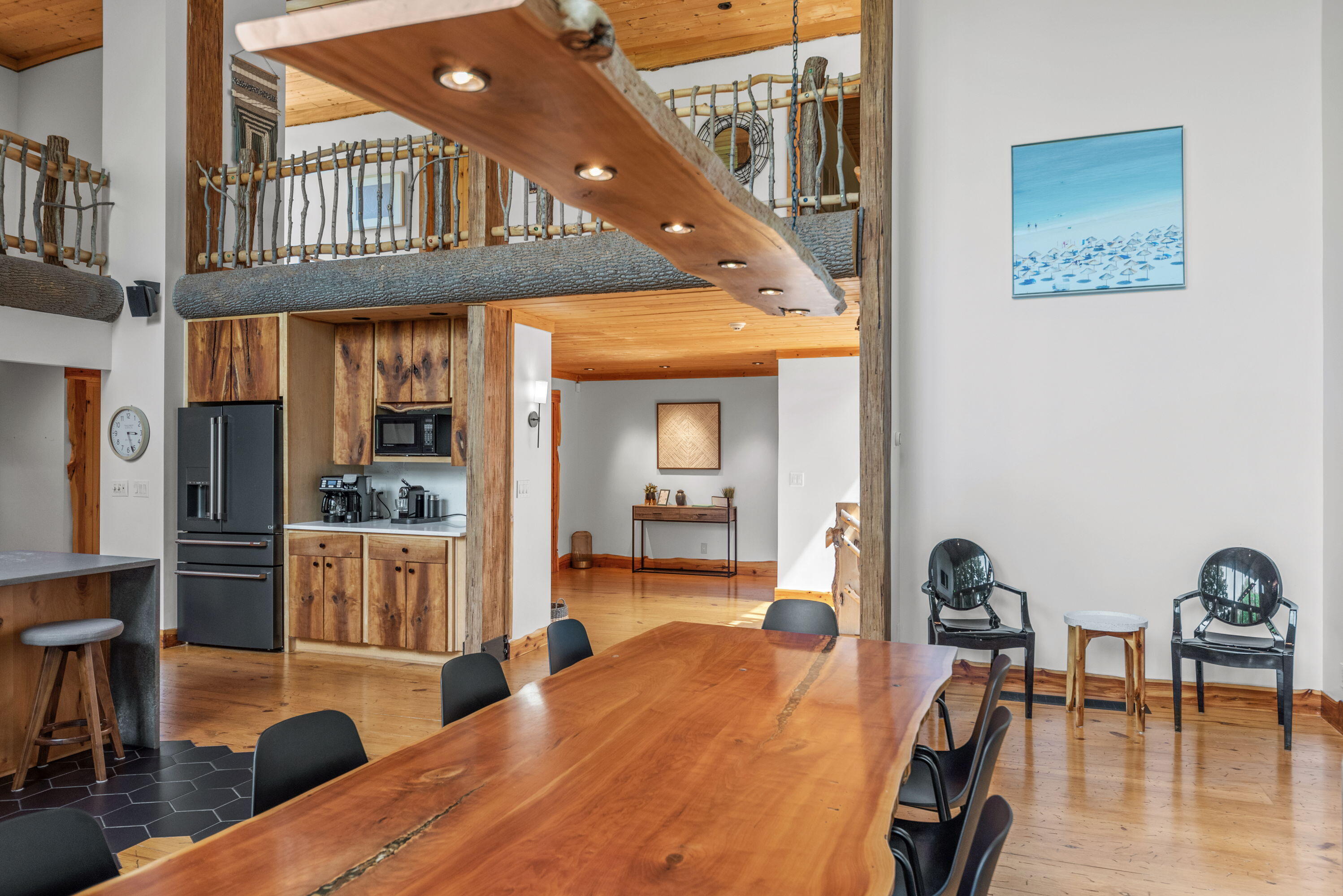 15157 Lakeshore Road