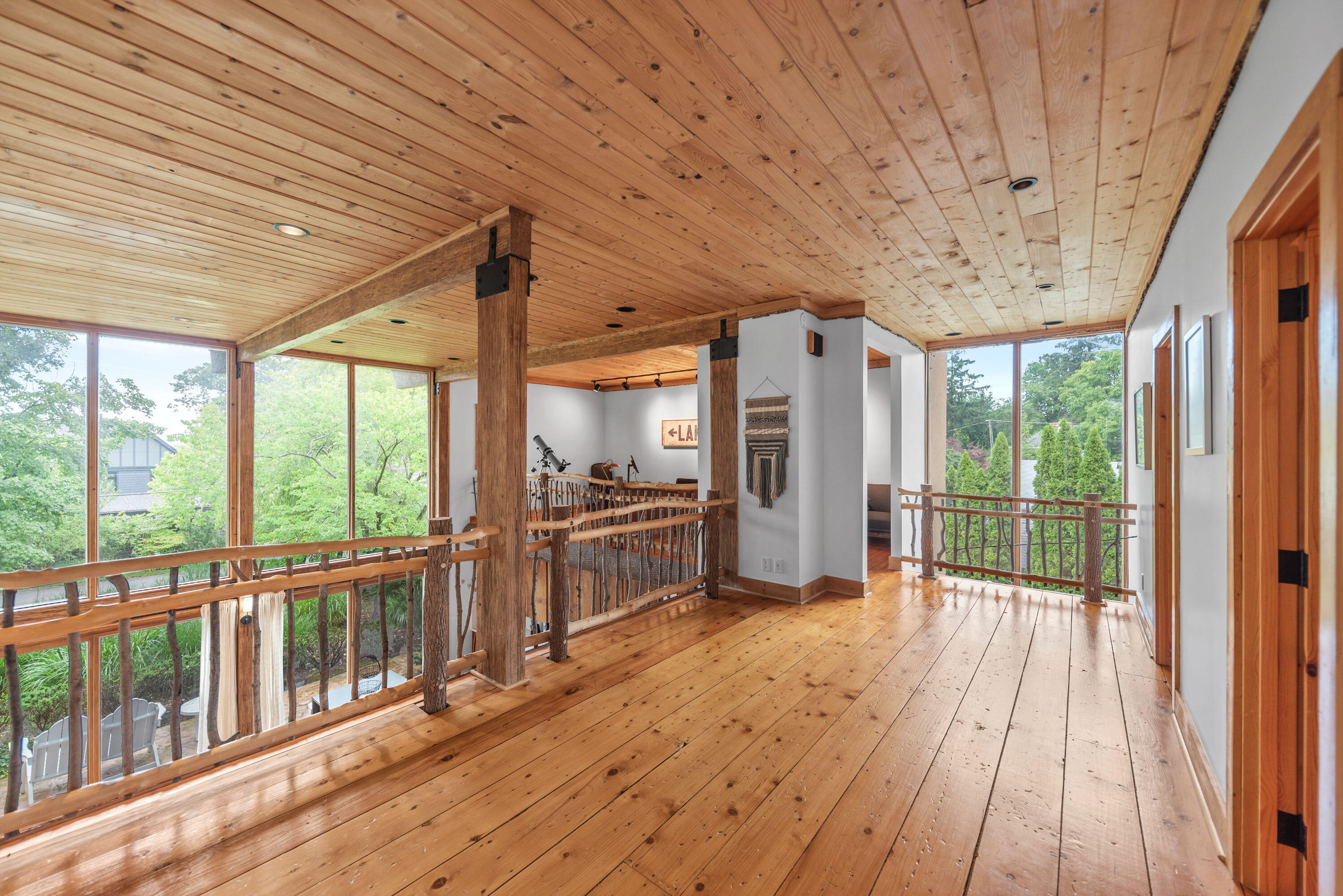 15157 Lakeshore Road