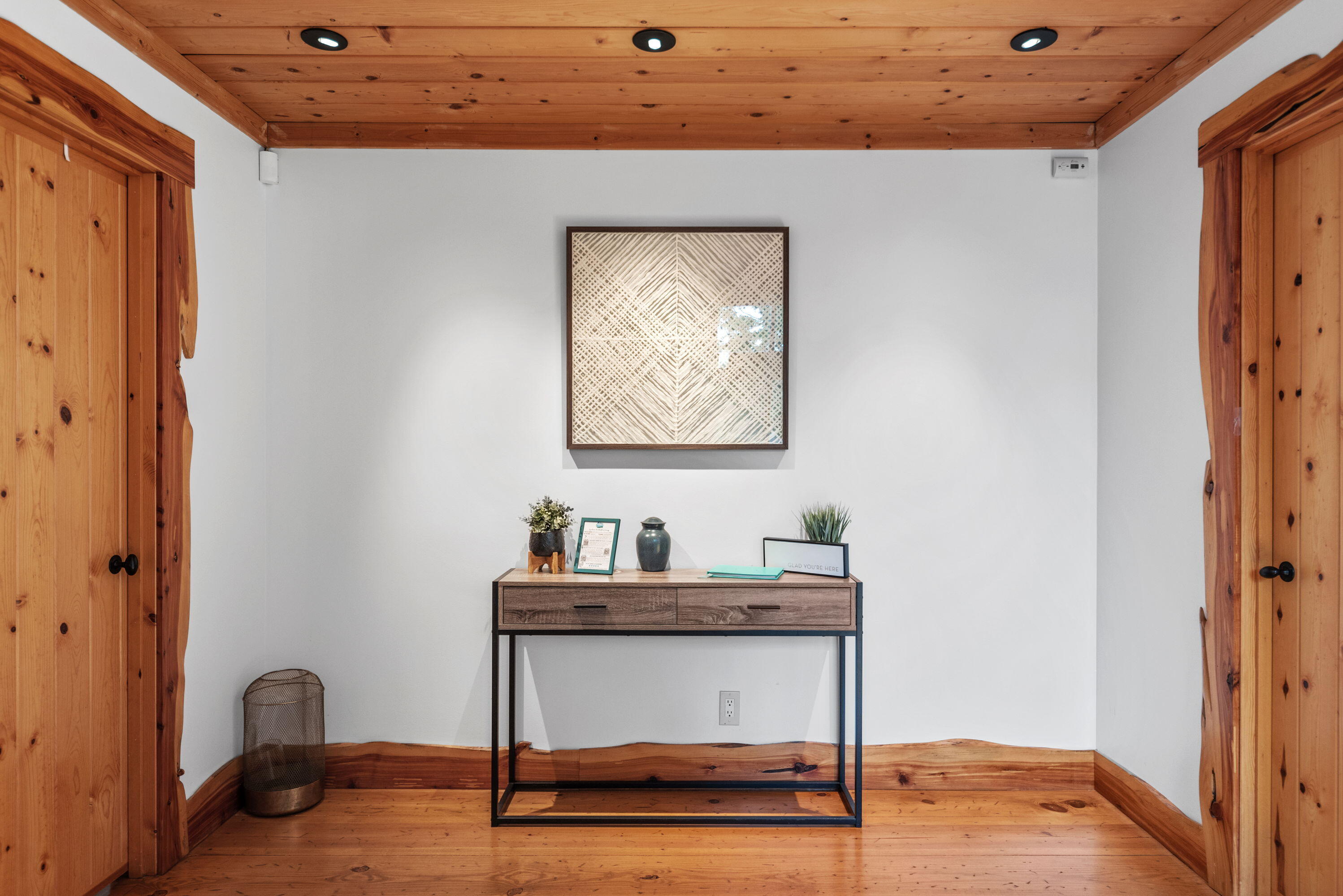 15157 Lakeshore Road