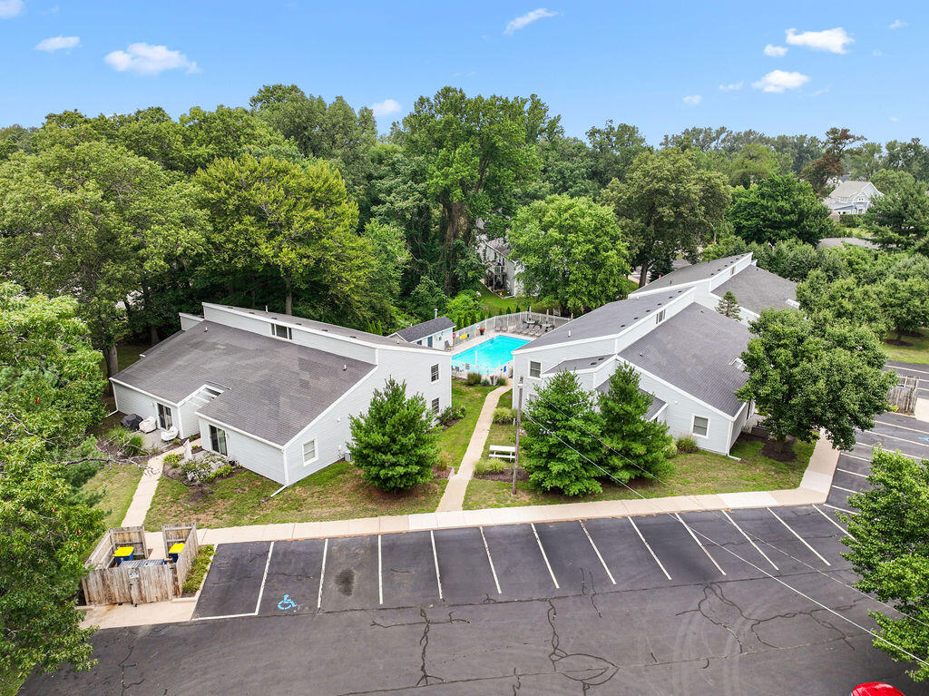 1000 W Buffalo Street, 30