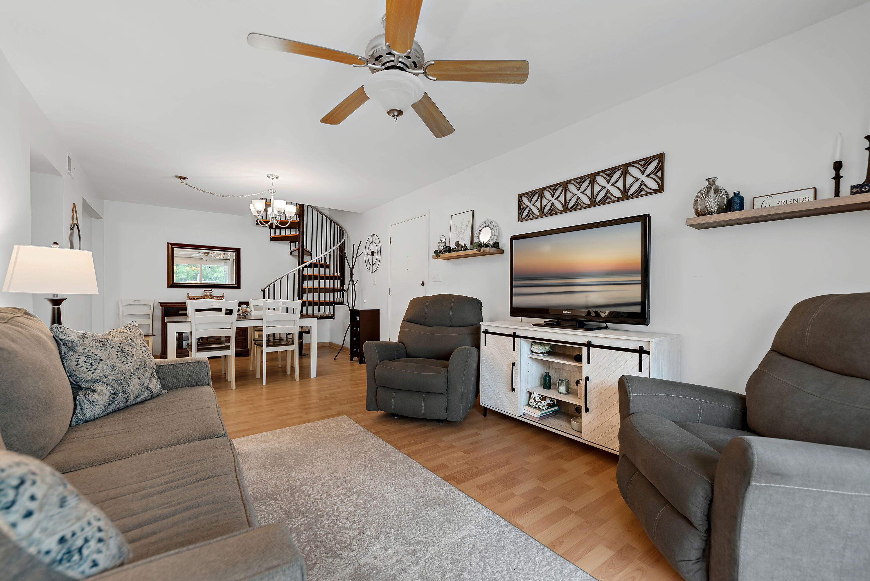 1000 W Buffalo Street, 30