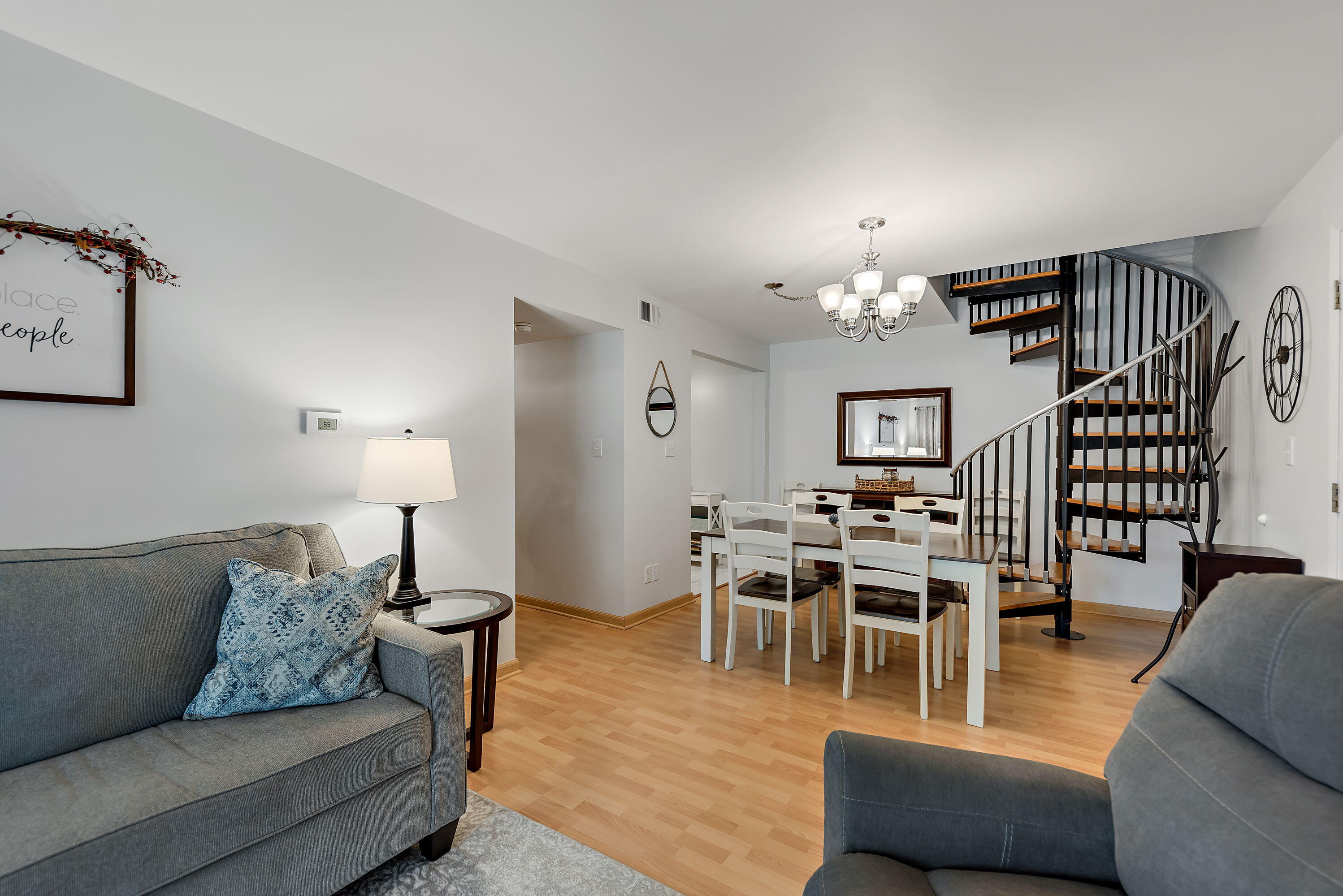 1000 W Buffalo Street, 30