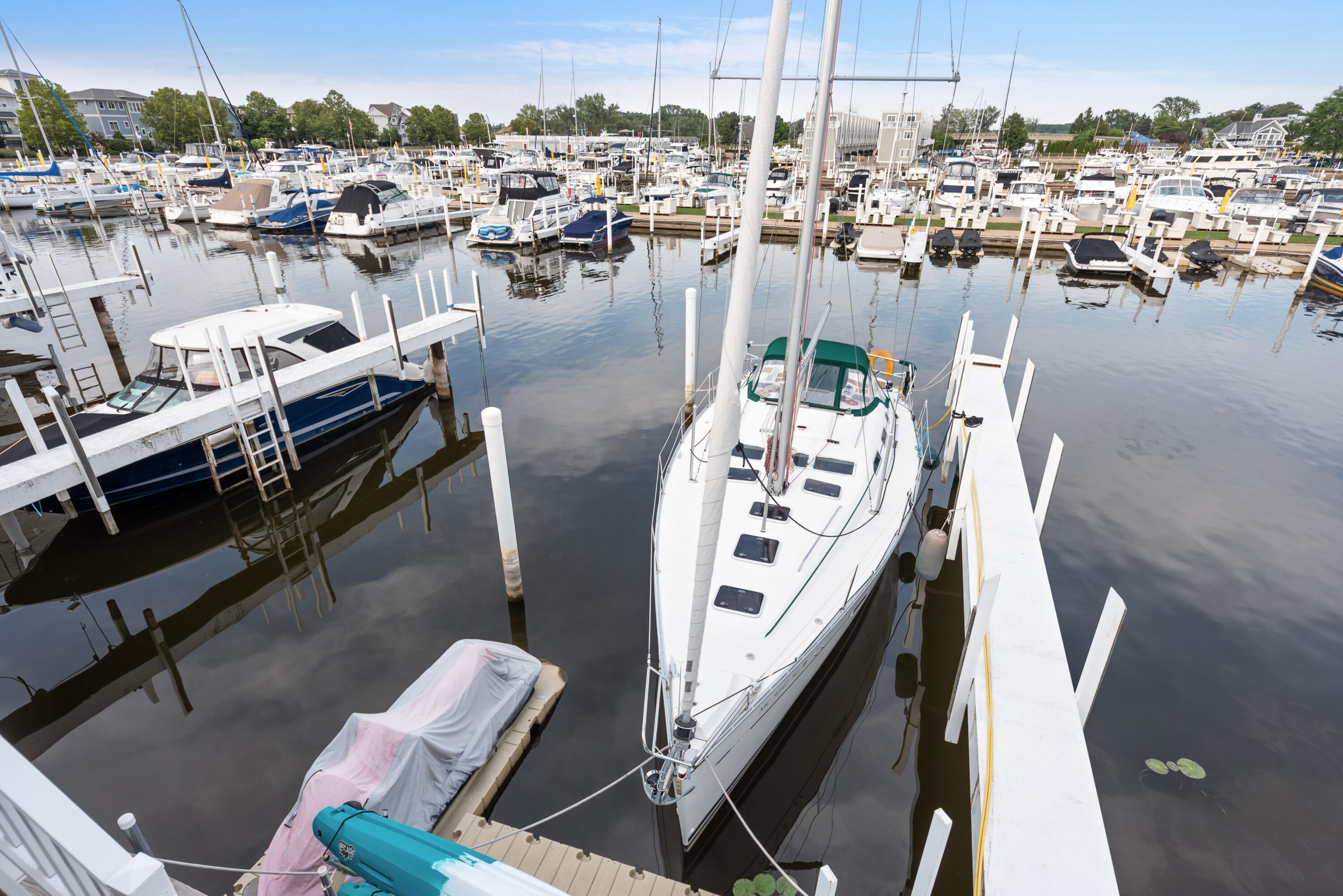 33 Harbor Isle Drive