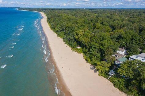 15445 Lakeshore Road