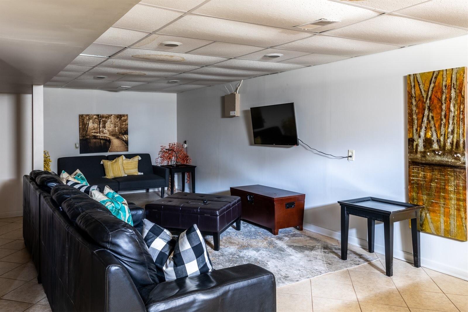 15445 Lakeshore Road