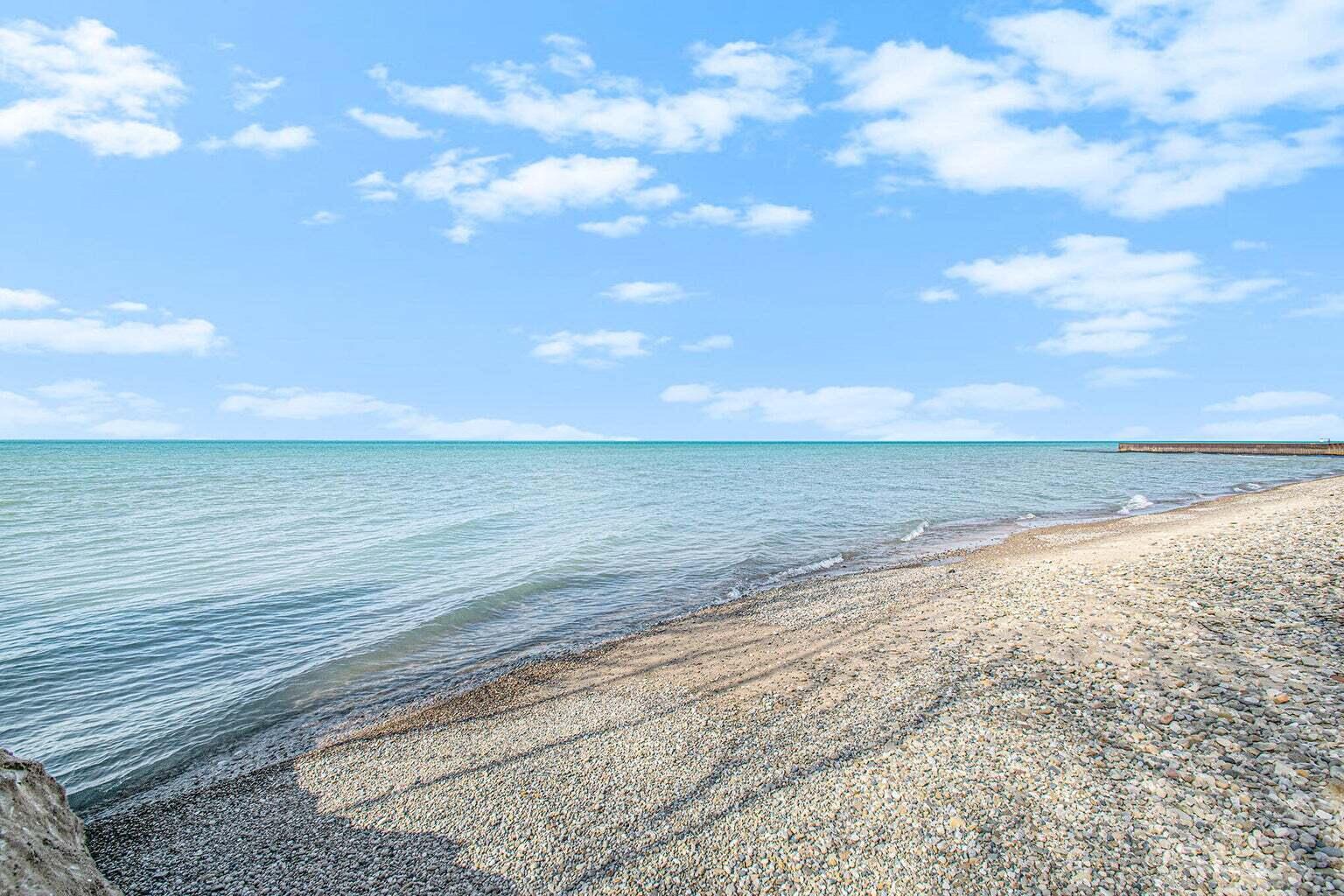 15445 Lakeshore Road