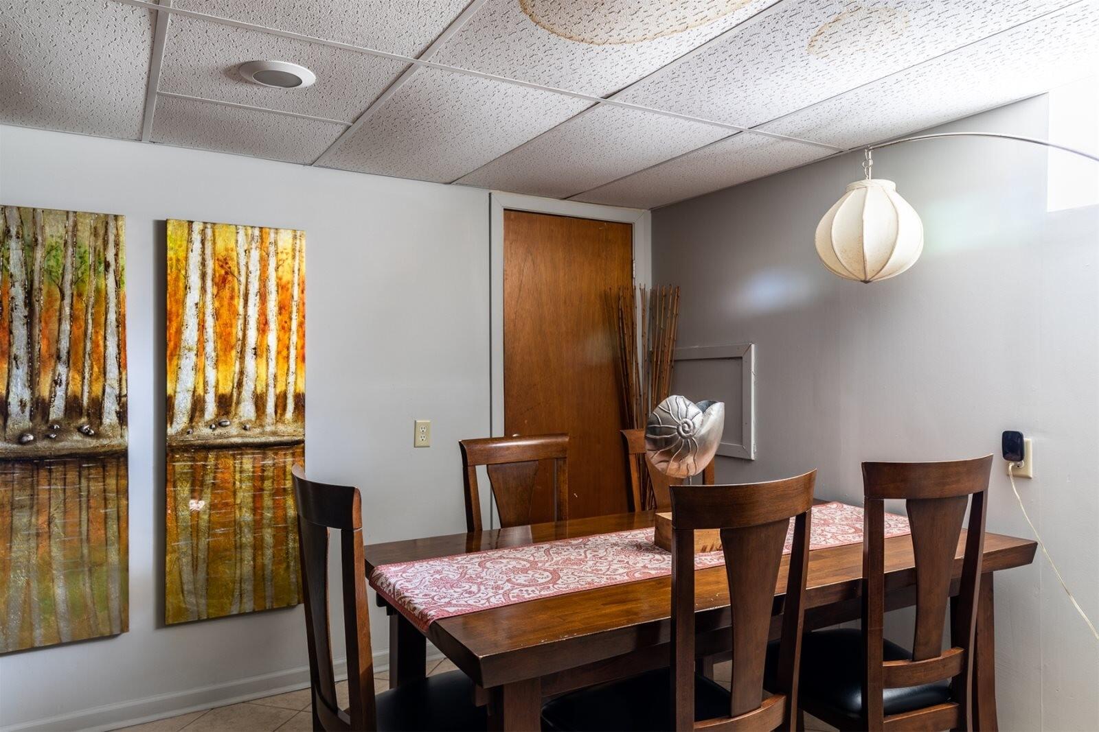 15445 Lakeshore Road