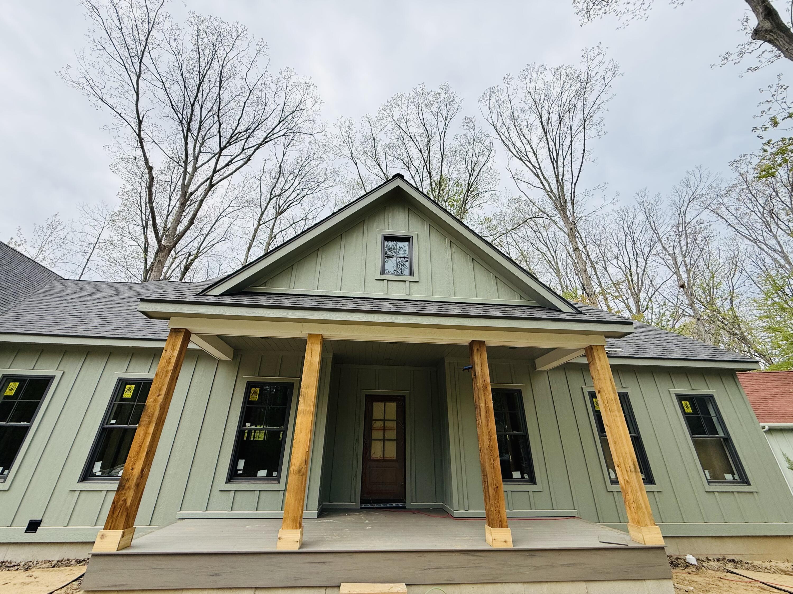 9132 National Parkway