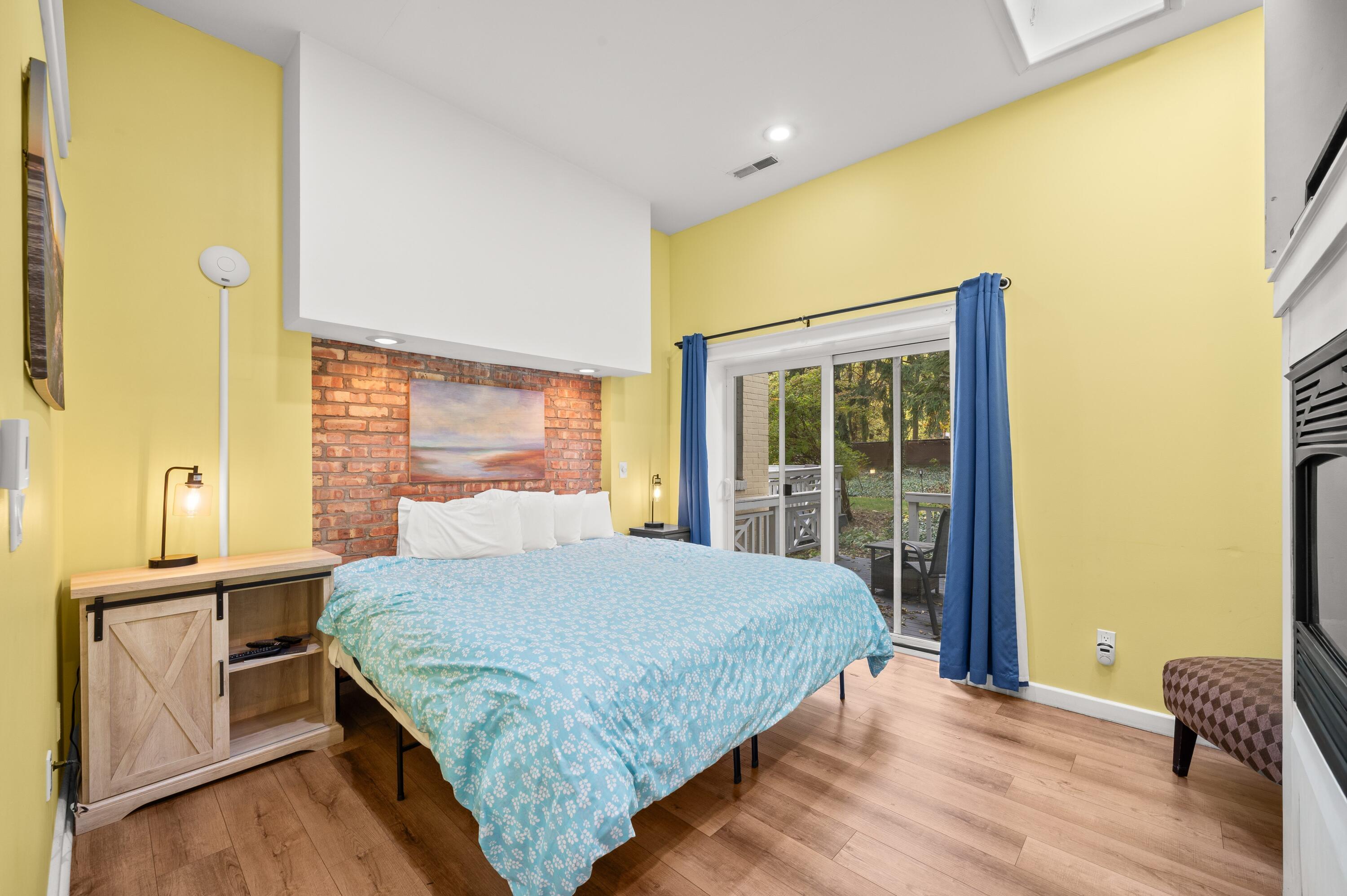 231 E Buffalo Street