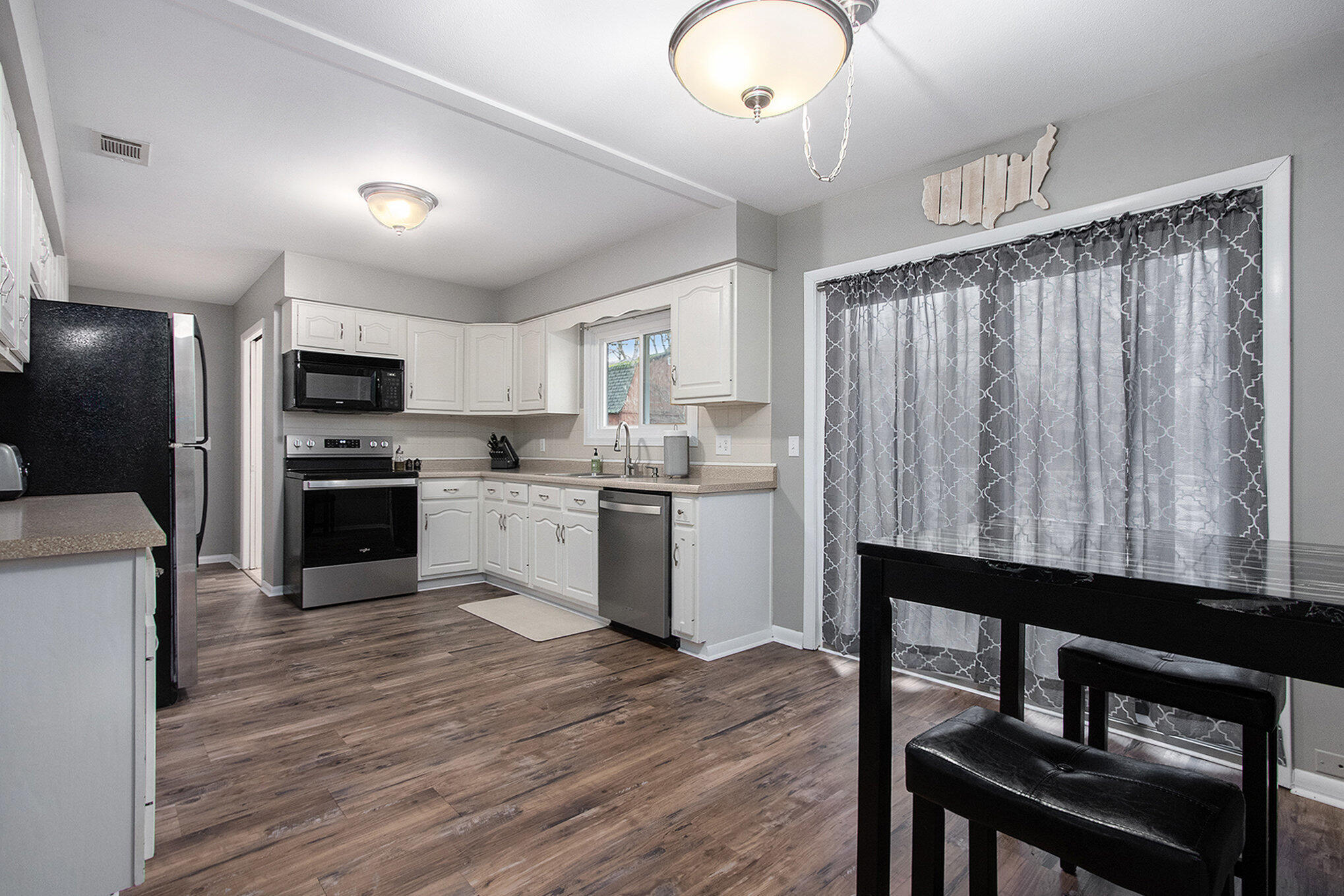 333 Rainbow Drive, St. Joseph