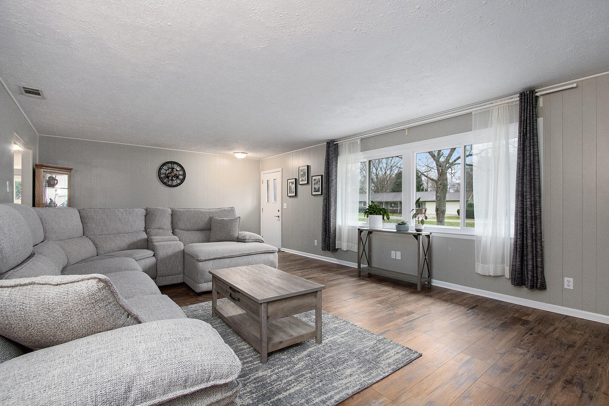 333 Rainbow Drive, St. Joseph