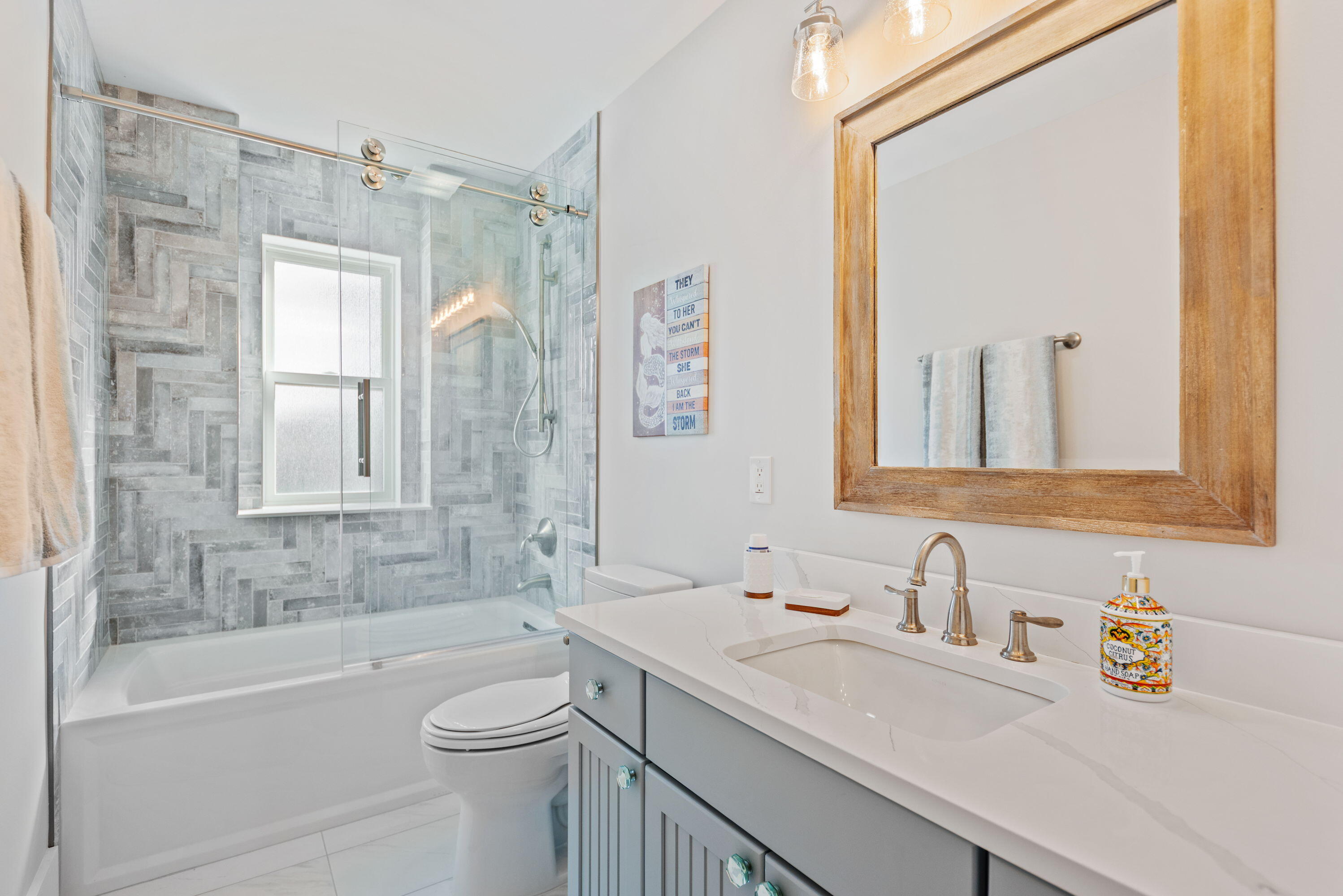 600 W Mechanic Street