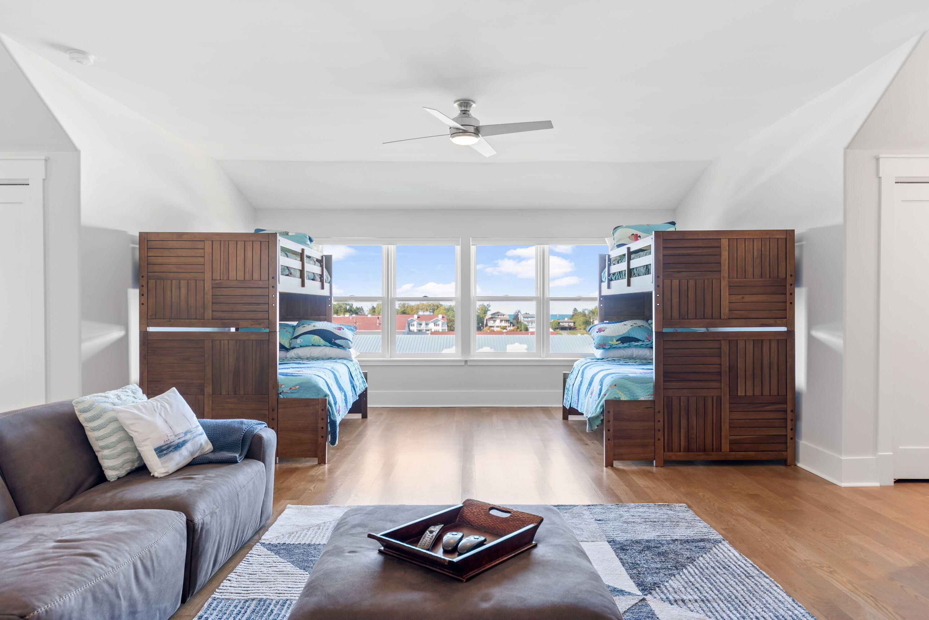 600 W Mechanic Street